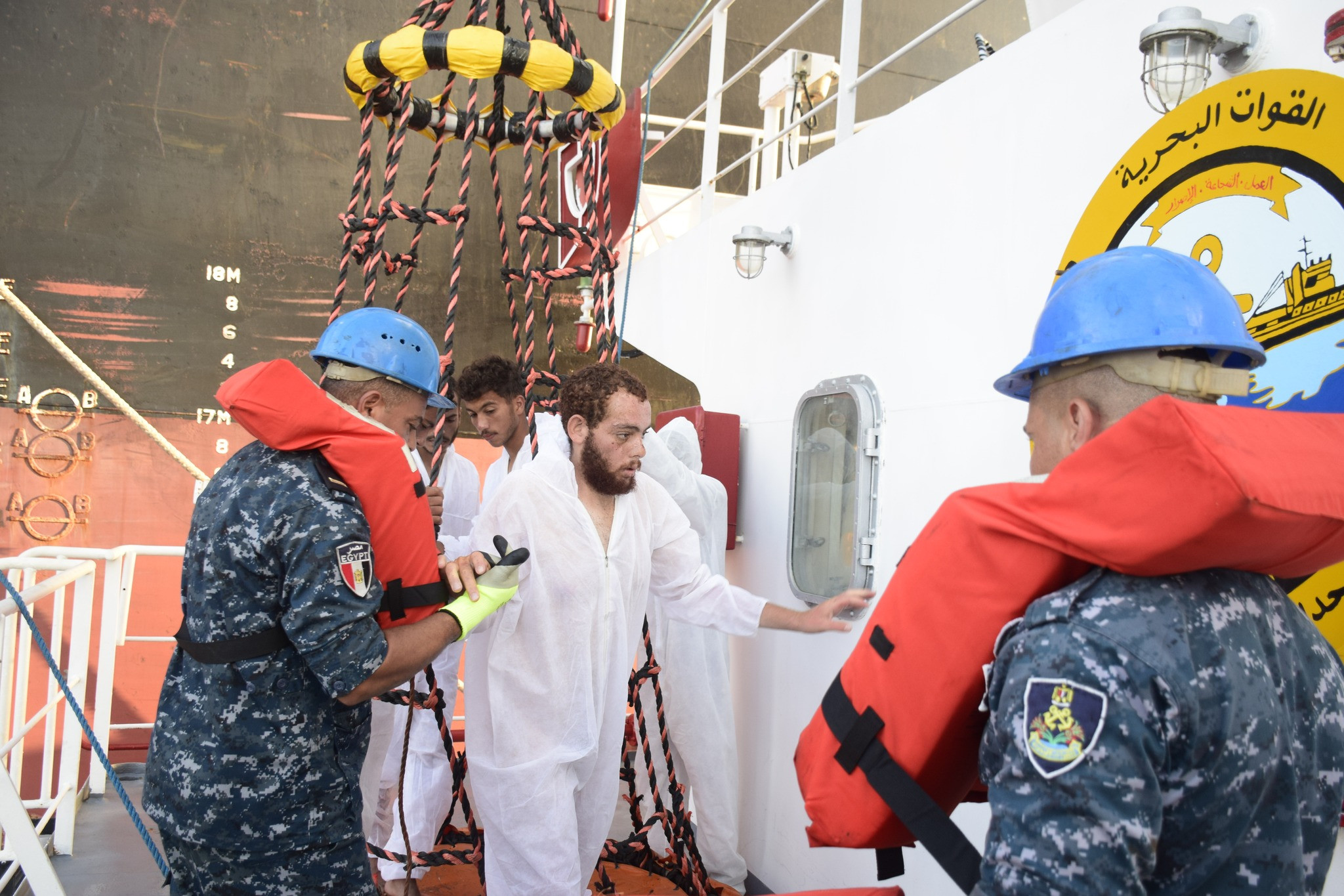 القوات البحرية