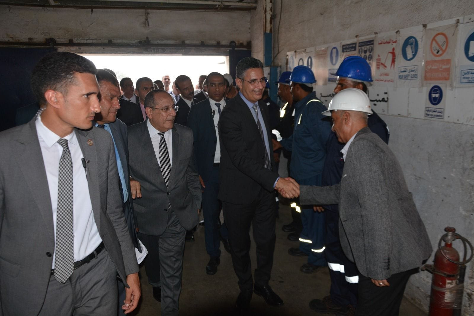 وزير التموين