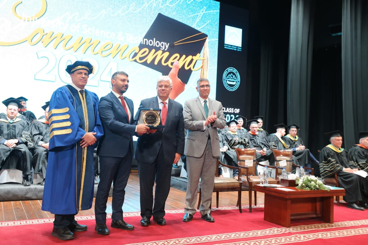 وزير اتعليم العالي