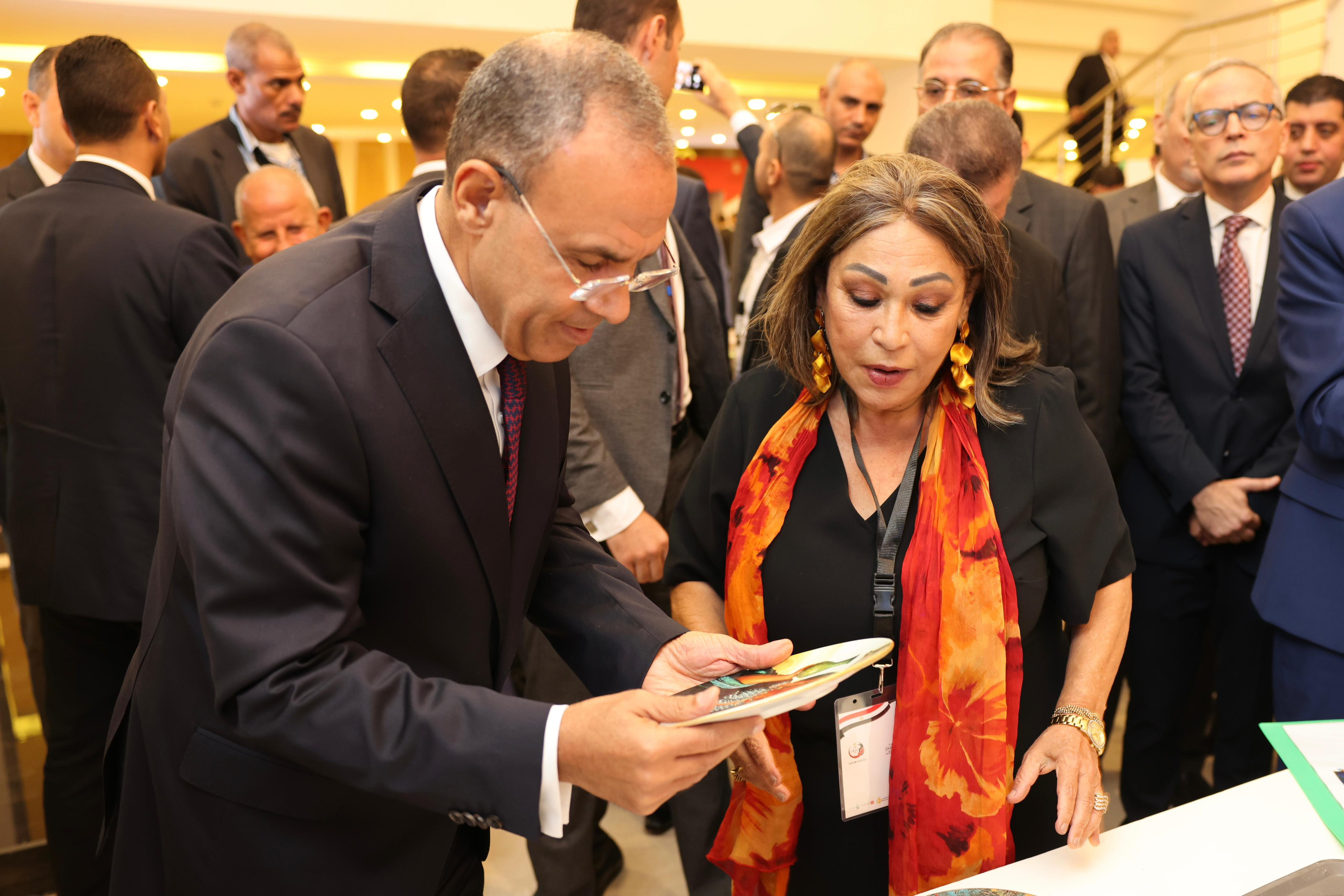 معرض المنتجات المصرية