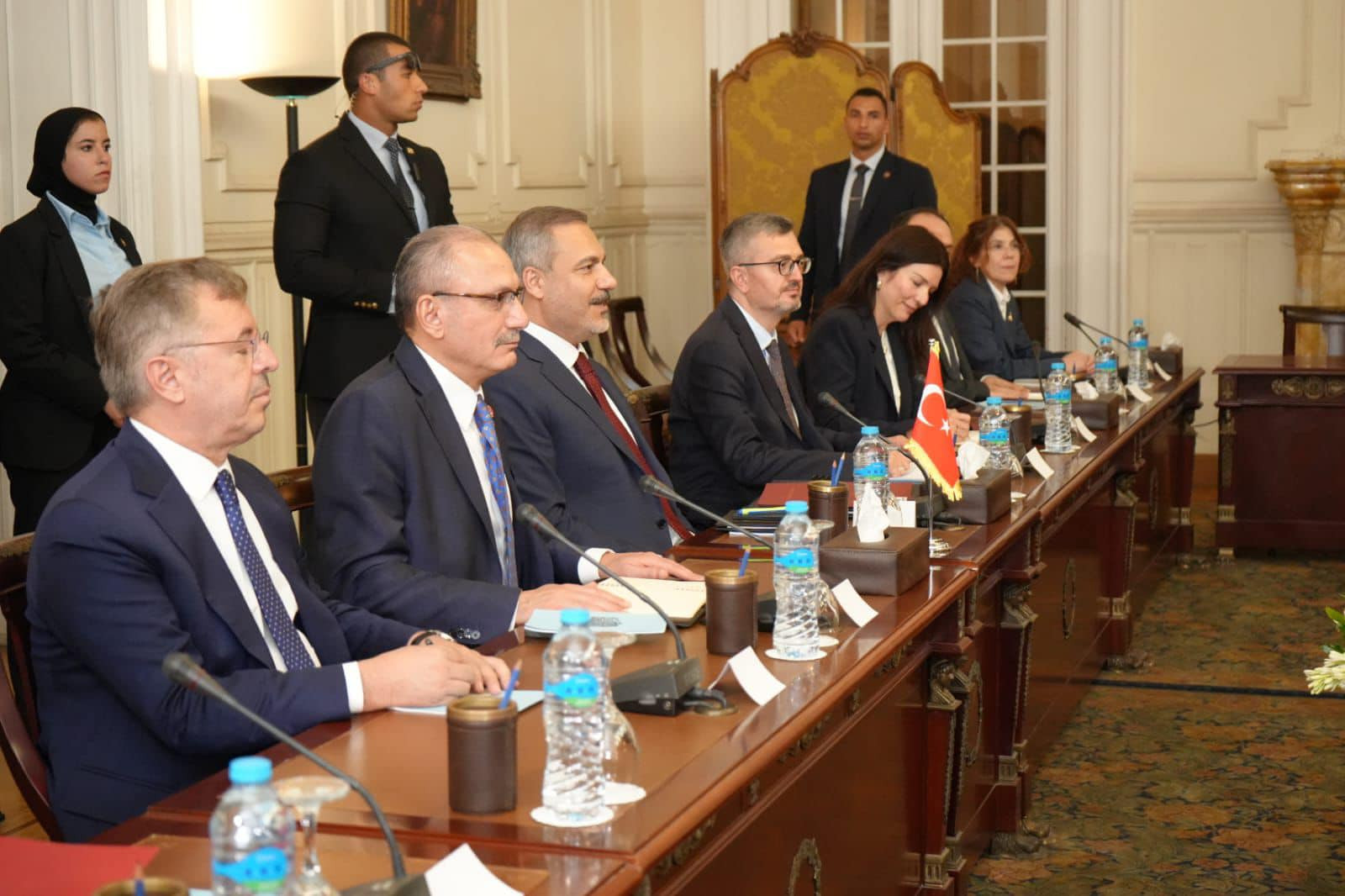 وزير الخارجية ونظيره التركي