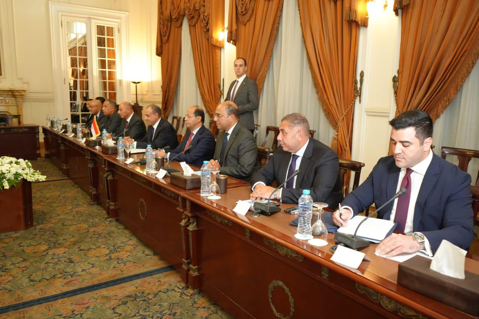 وزير الخارجية ونظيره التركي