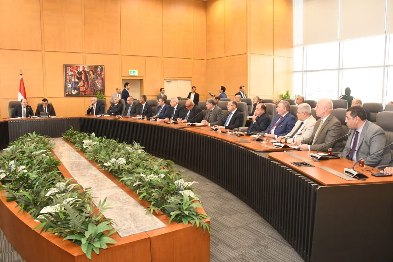 وزير الاسكان