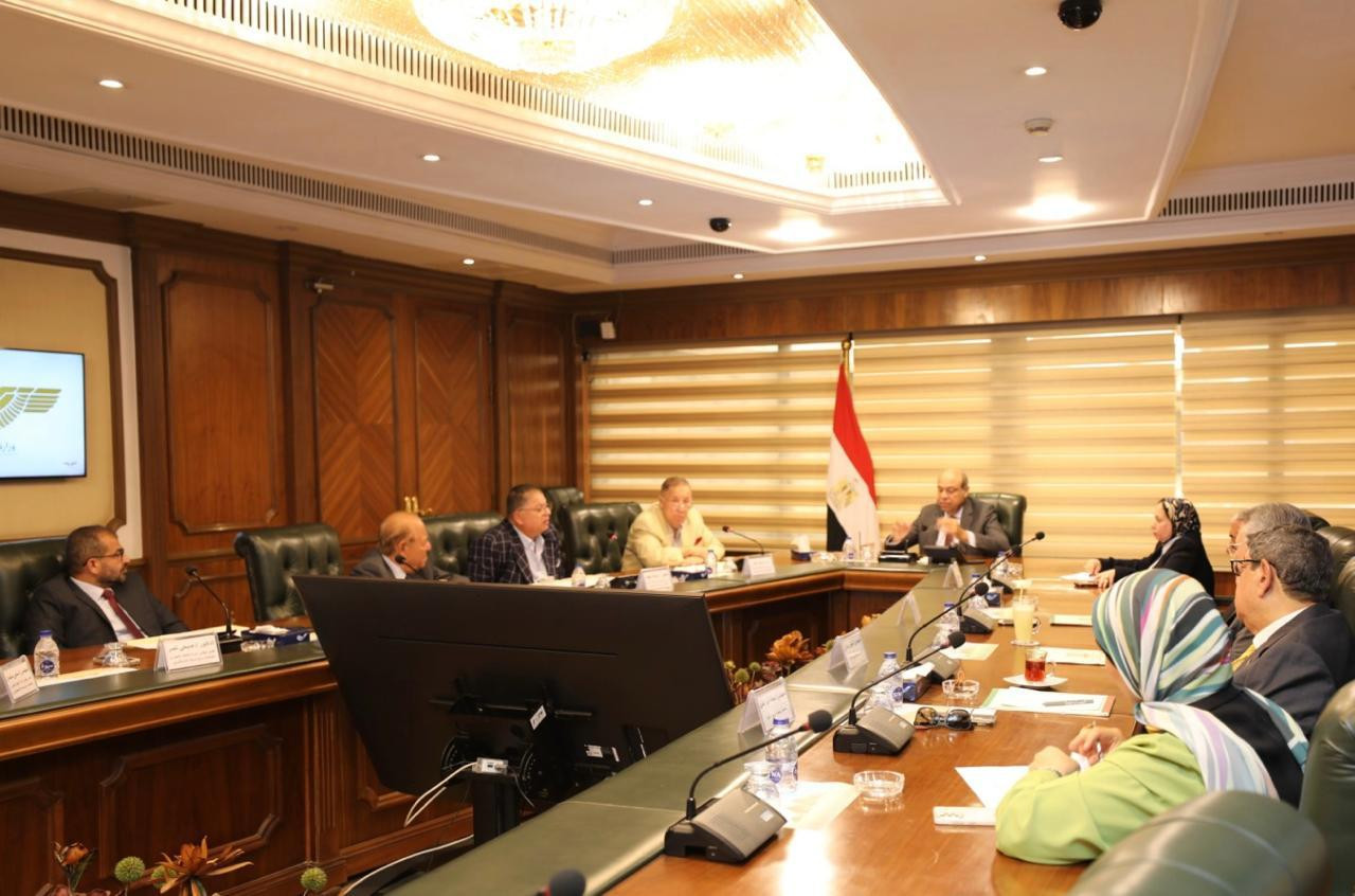 وزير الطيران