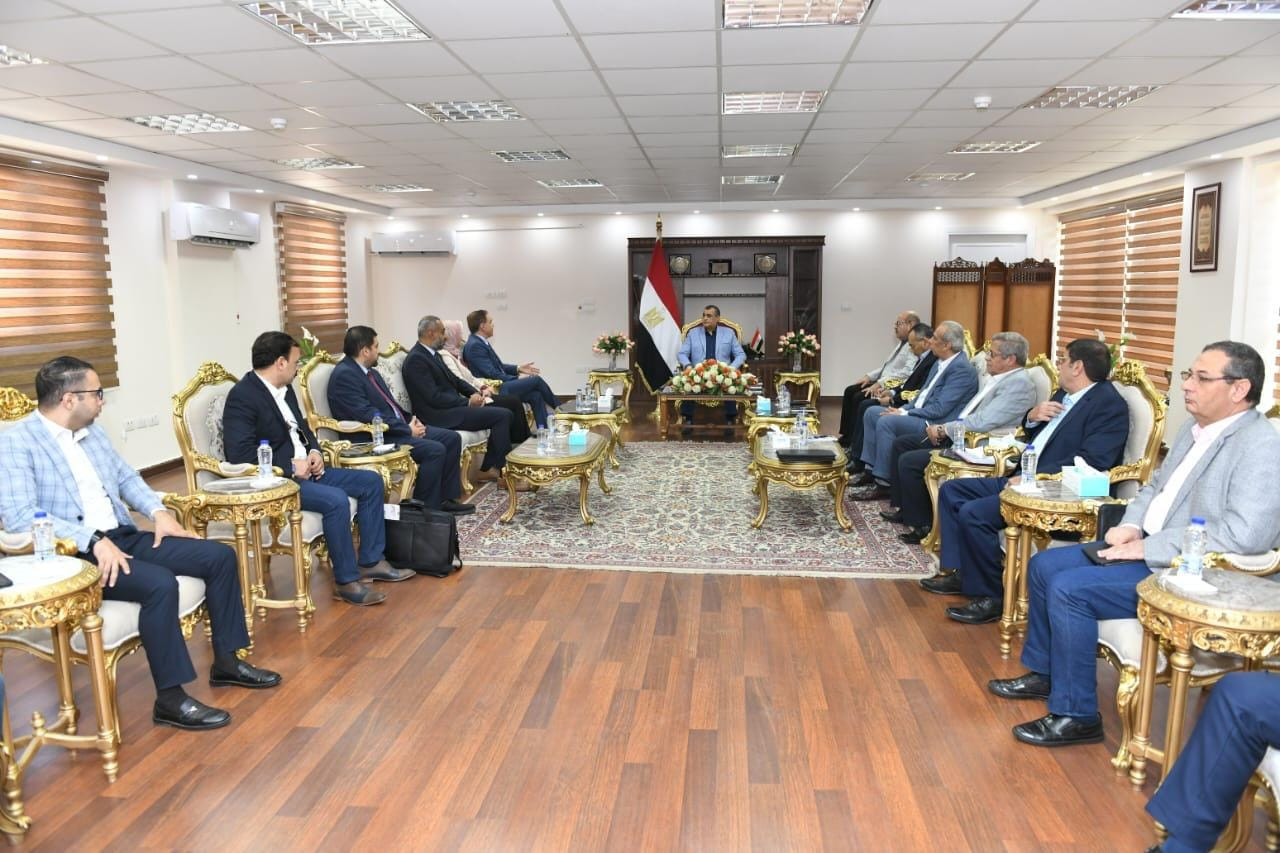 وزير الانتاج الحربي