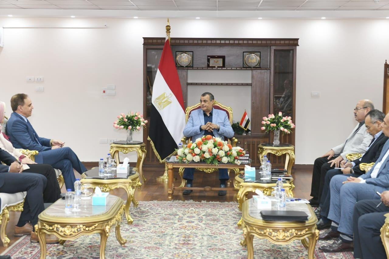 وزير الانتاج الحربي