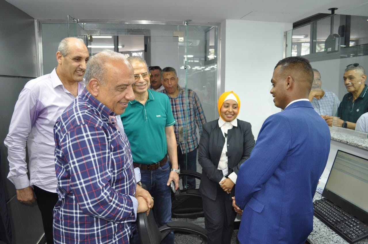 وزير الكهرباء