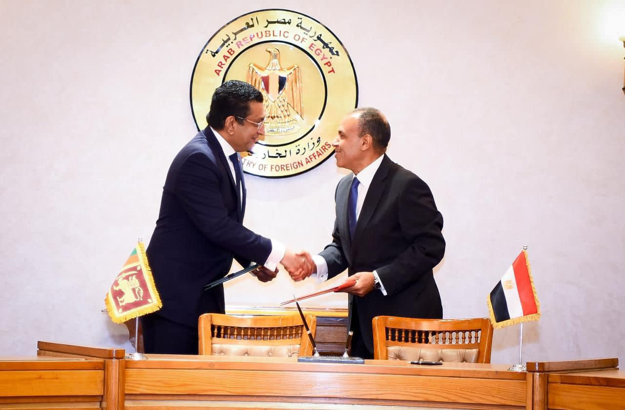 وزير الخارجية