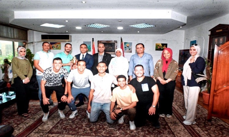 الكرة الخماسية