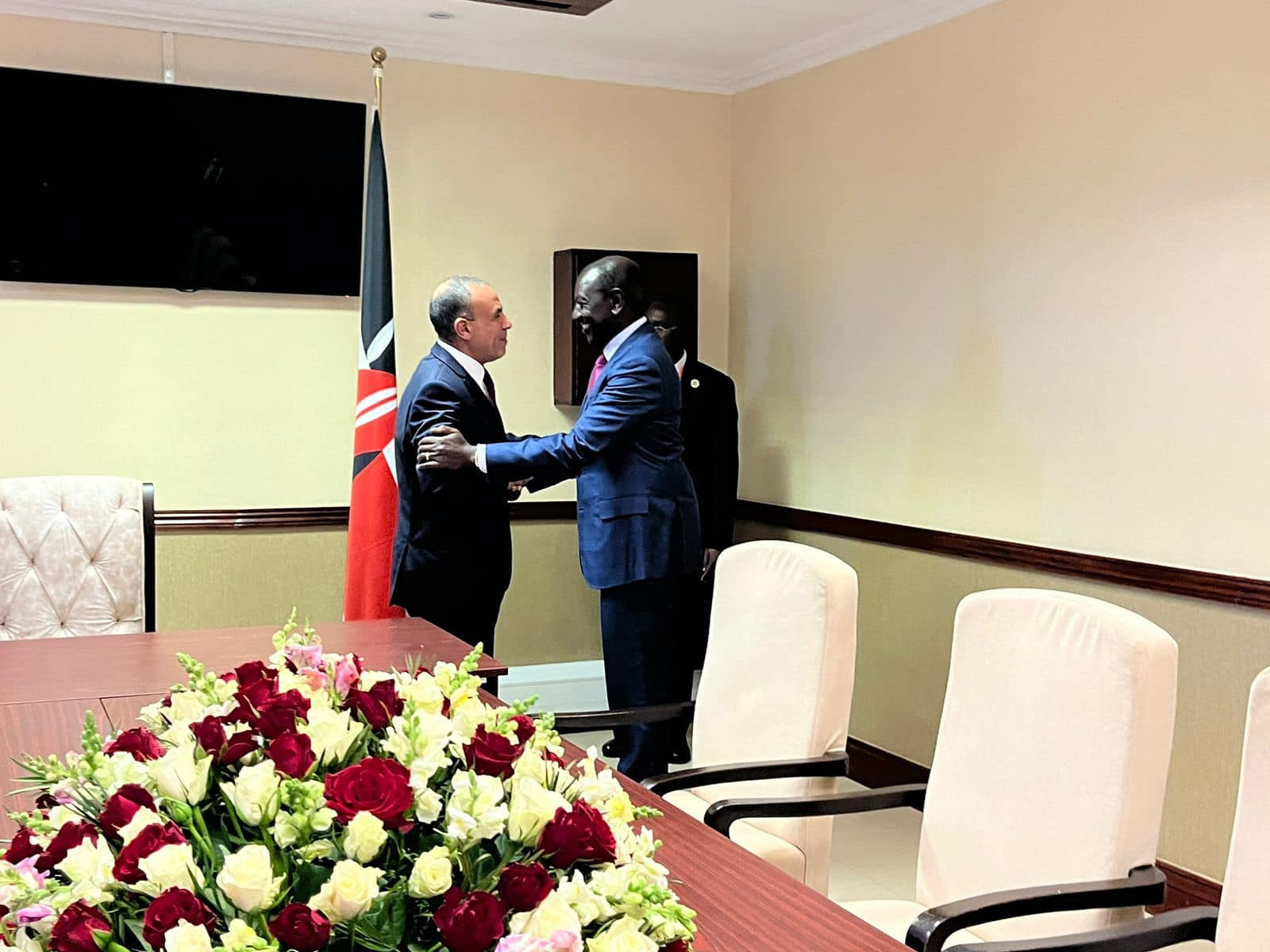 وزير الخارجية والرئيس الكيني