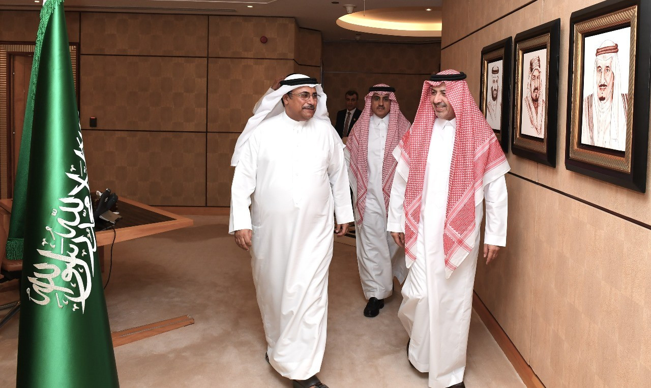 سفير السعودية ورئيس البرلمان العربي