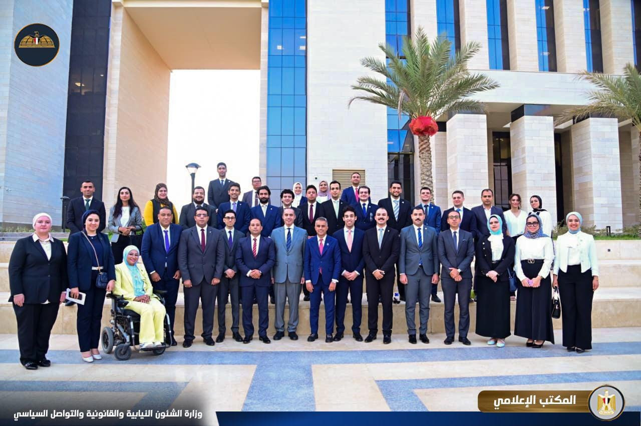 وزير الشؤون النيابية