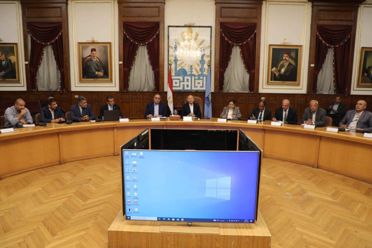 محافظ القاهرة