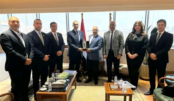 وزير الشؤون النيابية