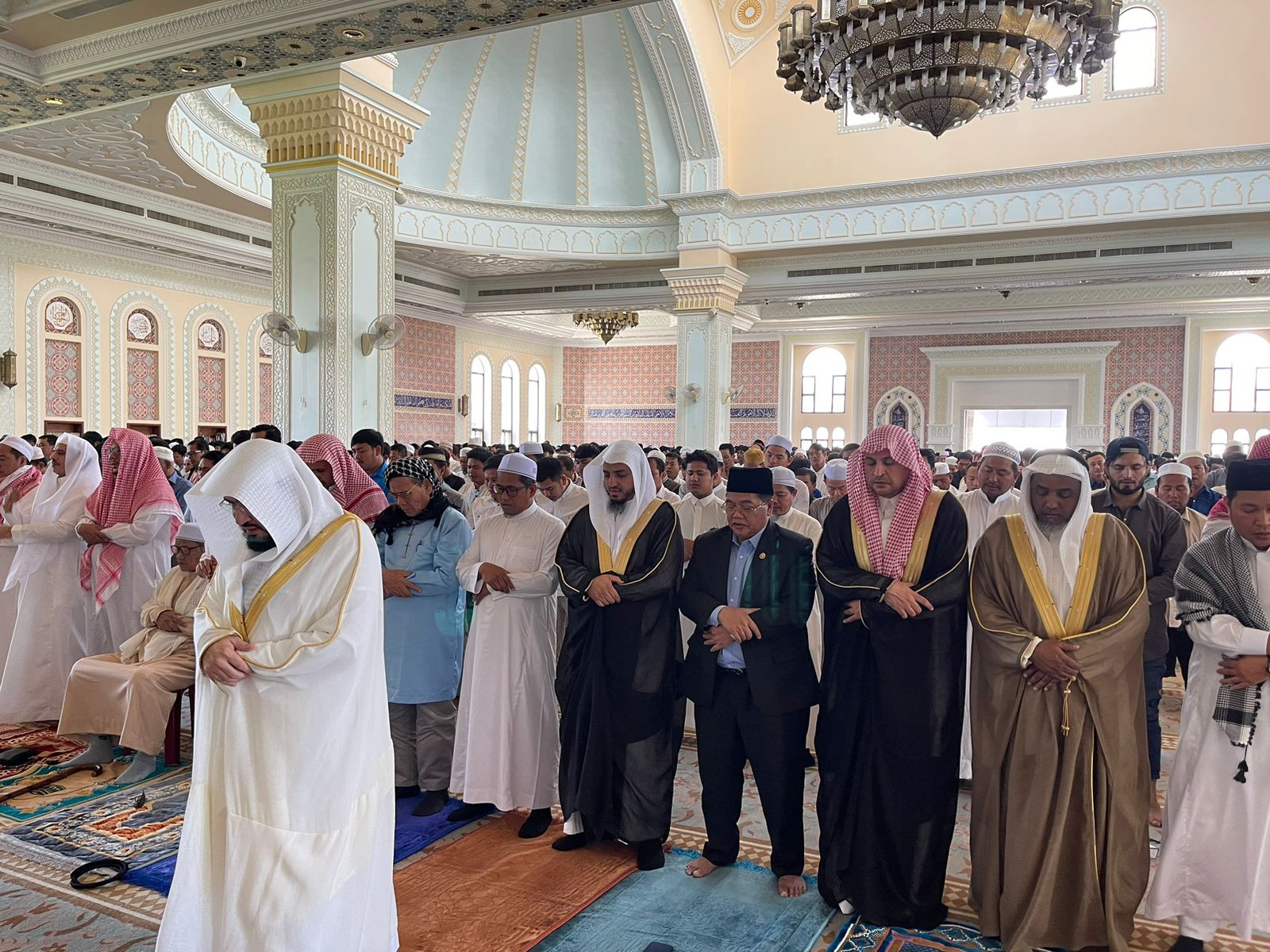 إمام المسجد الحرام عضو هيئة كبار العلماء فضيلة الشيخ الدكتور بندر بن ع