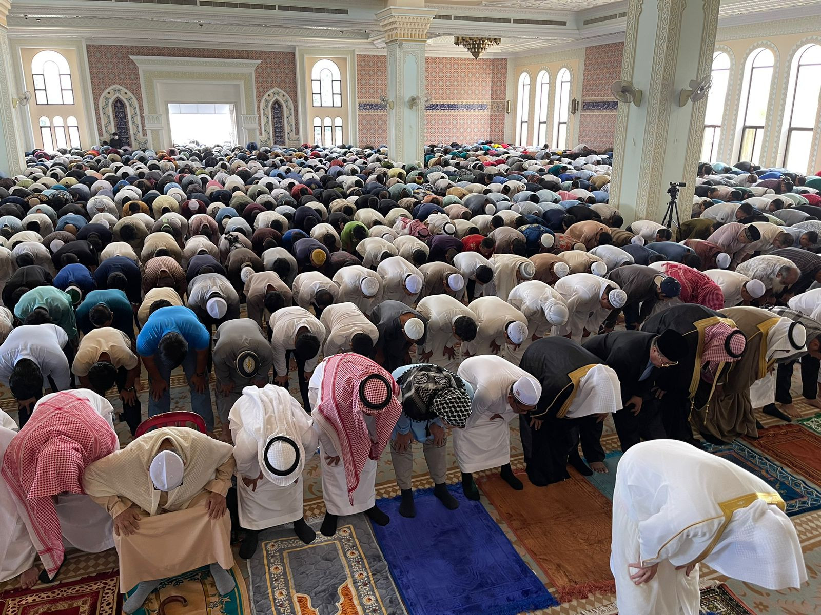 إمام المسجد الحرام عضو هيئة كبار العلماء فضيلة الشيخ الدكتور بندر بن ع