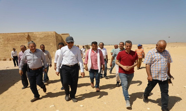 محافظ المنيا يوجه بتشكيل ورش عمل لتنشيط السياحة الأثرية