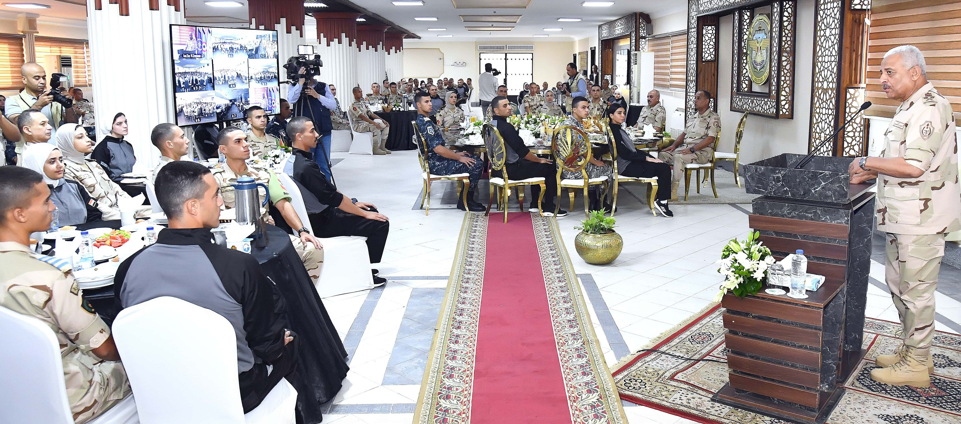 وزير الدفاع