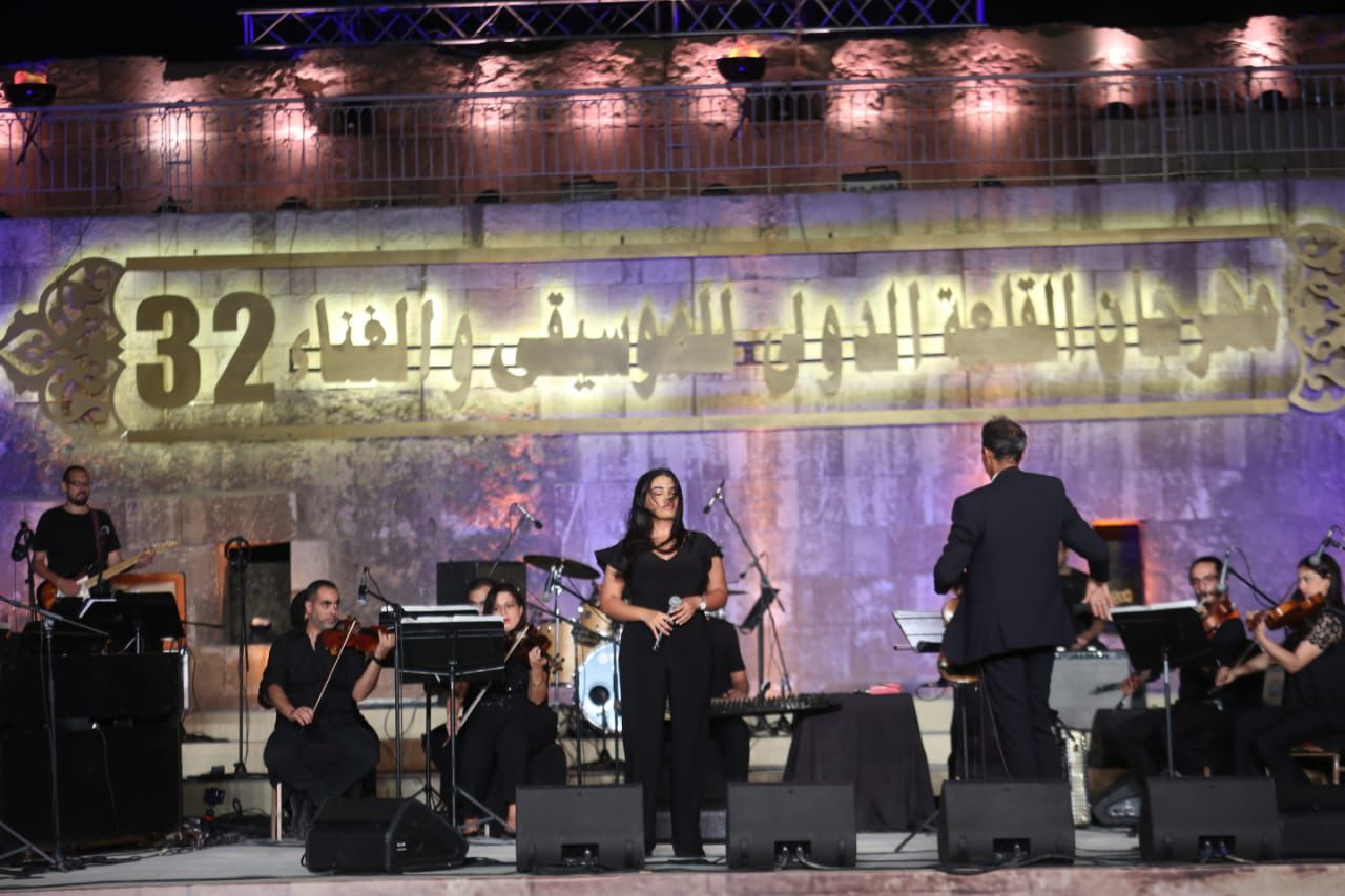 نسمة محجوب في القلعة 32