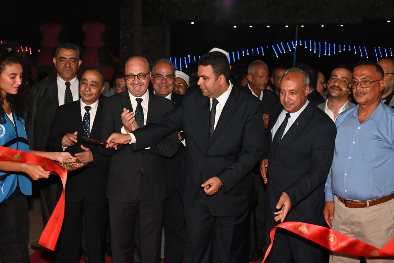 معرض الكتاب السويس