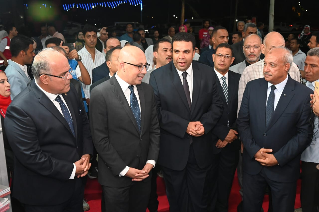 معرض الكتاب السويس