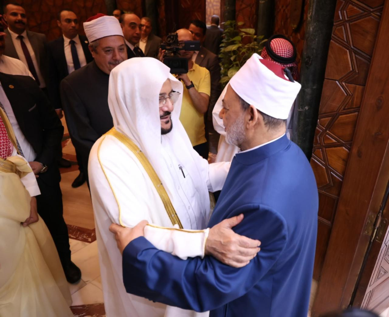 شيخ الأزهر ووزير الشؤون الإسلامية السعودي