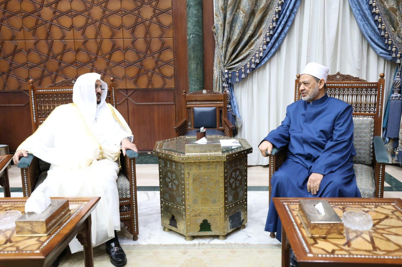 شيخ الأزهر ووزير الشؤون الإسلامية السعودي