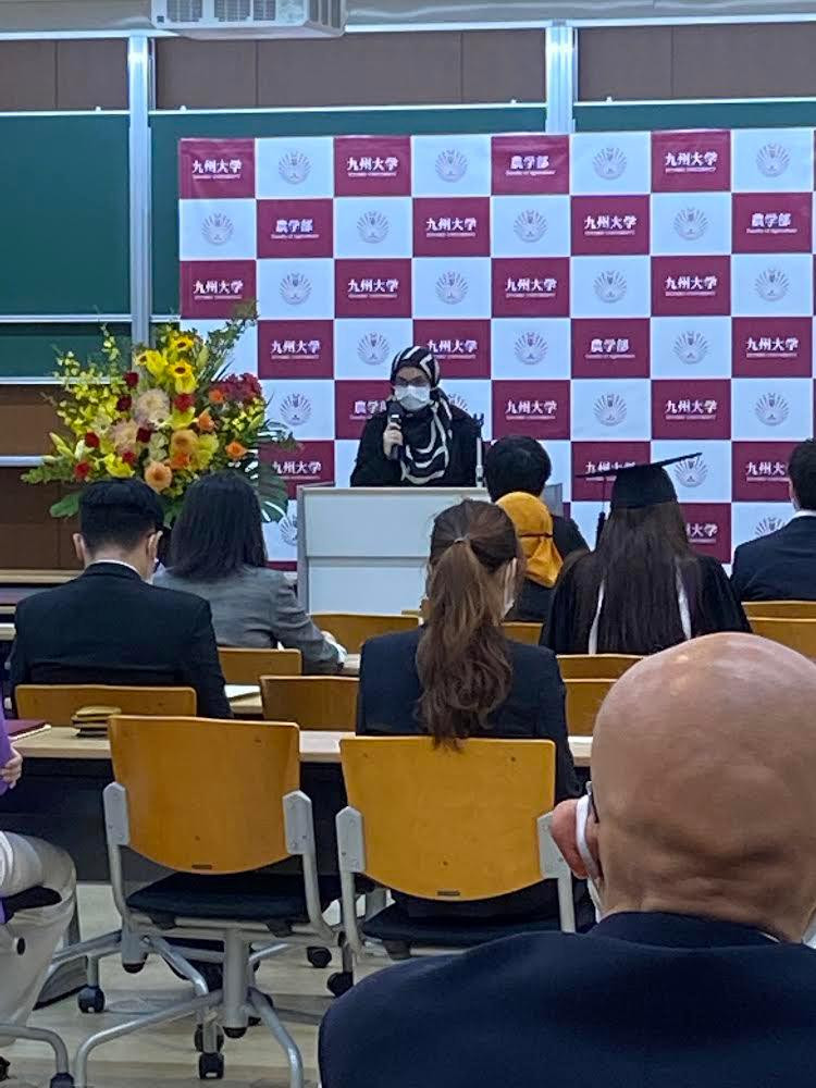 الفائزة بجائزة الدولة