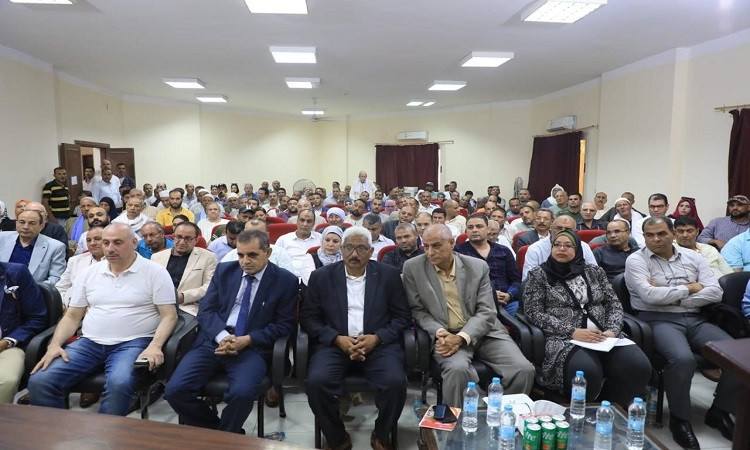 محافظ المنيا: فتح قاعات رياض أطفال بالمدارس الرسمية المتميزة للغات