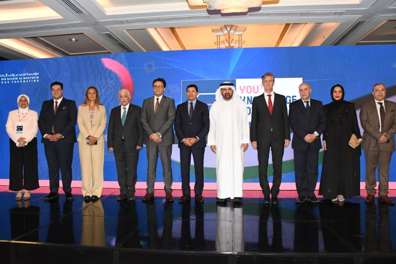 وزير الشباب وملتقي شباب المعرفة