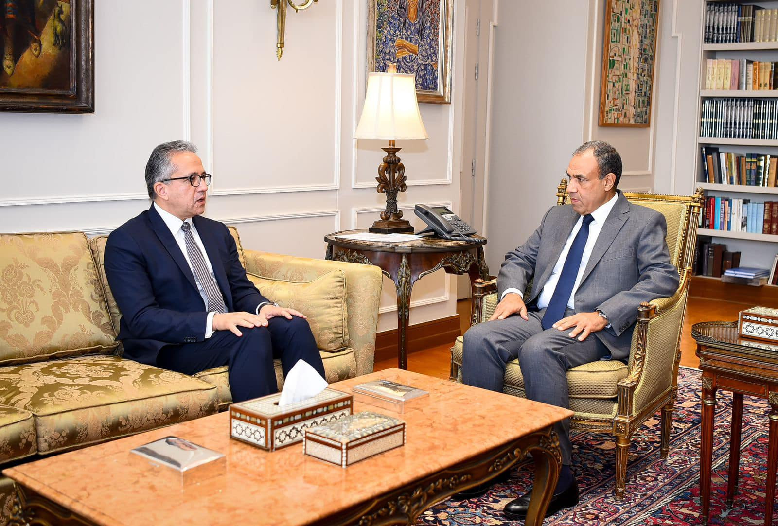 وزير الخارجية