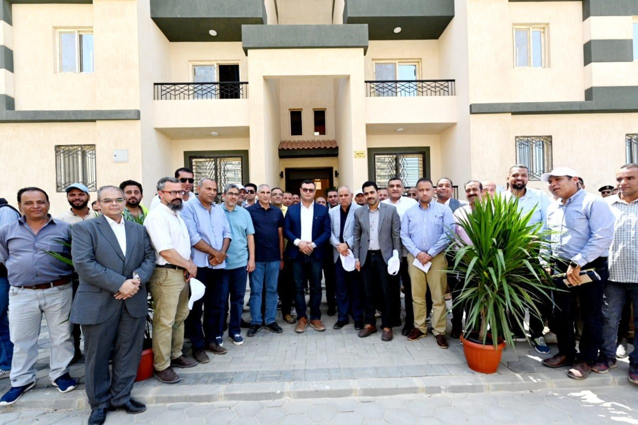 وزير الإسكان