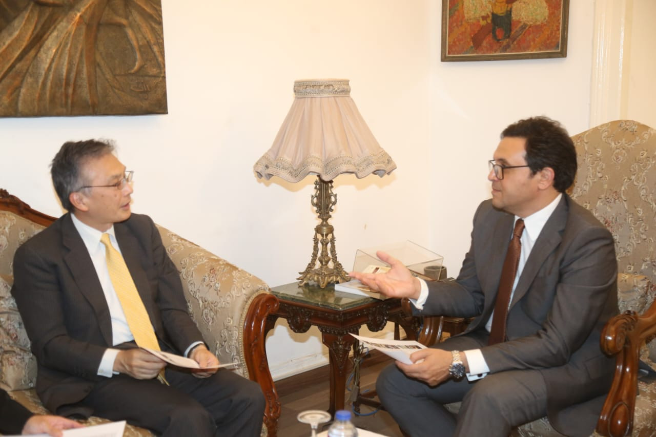 وزير الثقافة وسفير اليابان