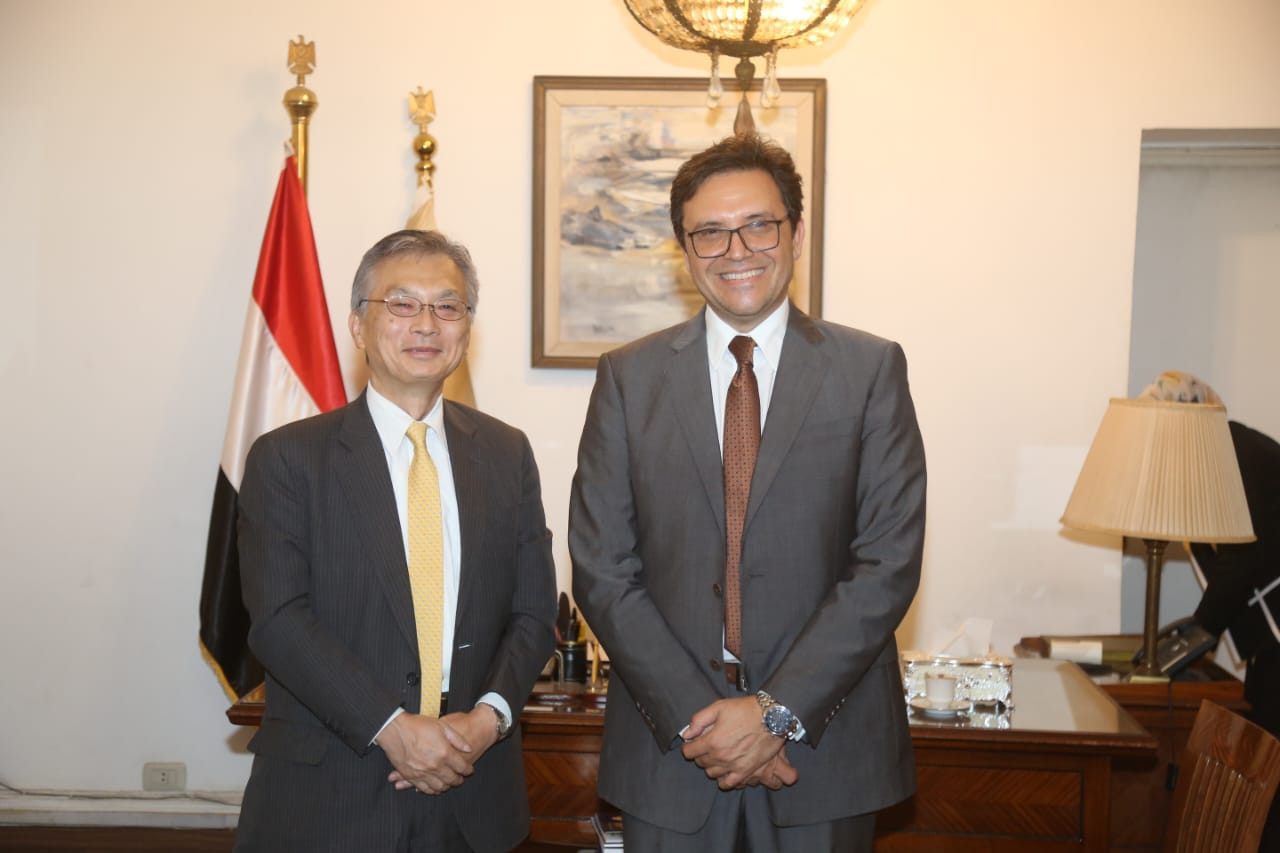 وزير الثقافة وسفير اليابان