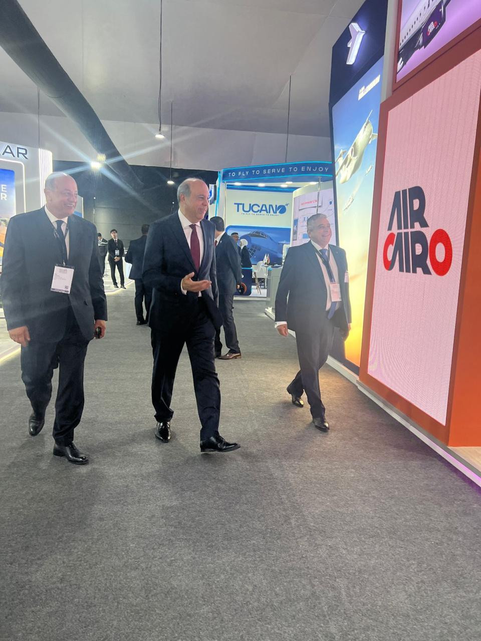 وزير الطيران