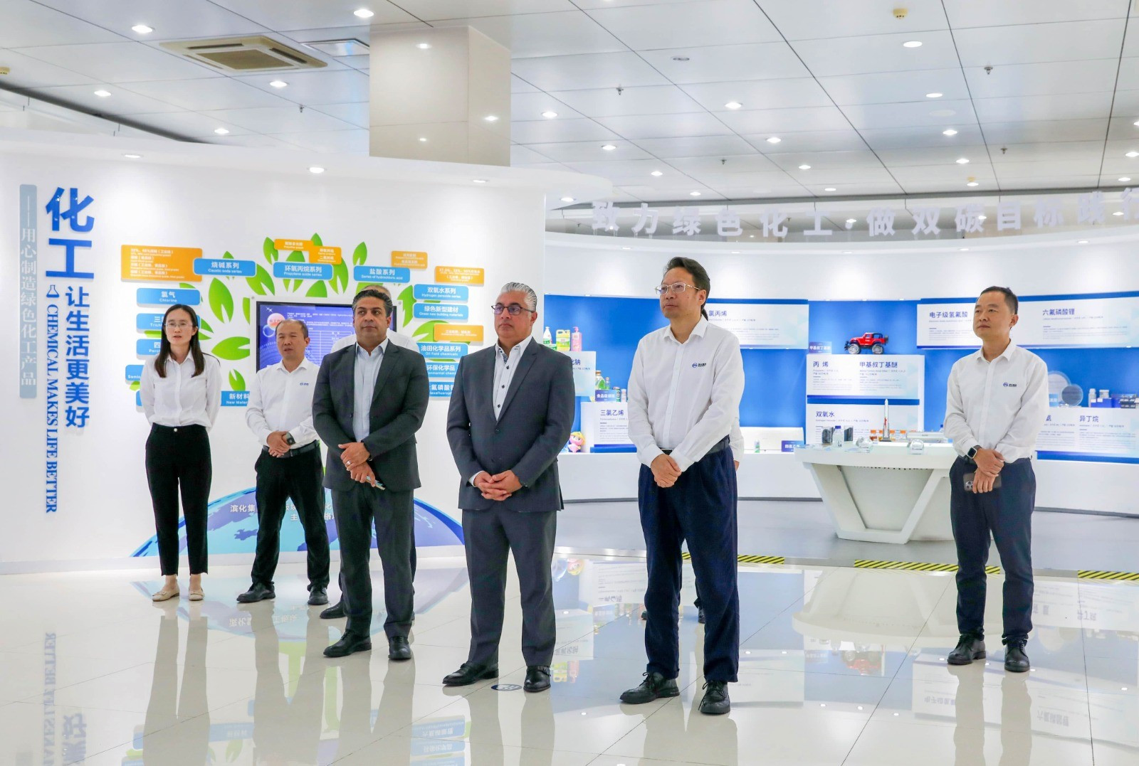 قناة السويس