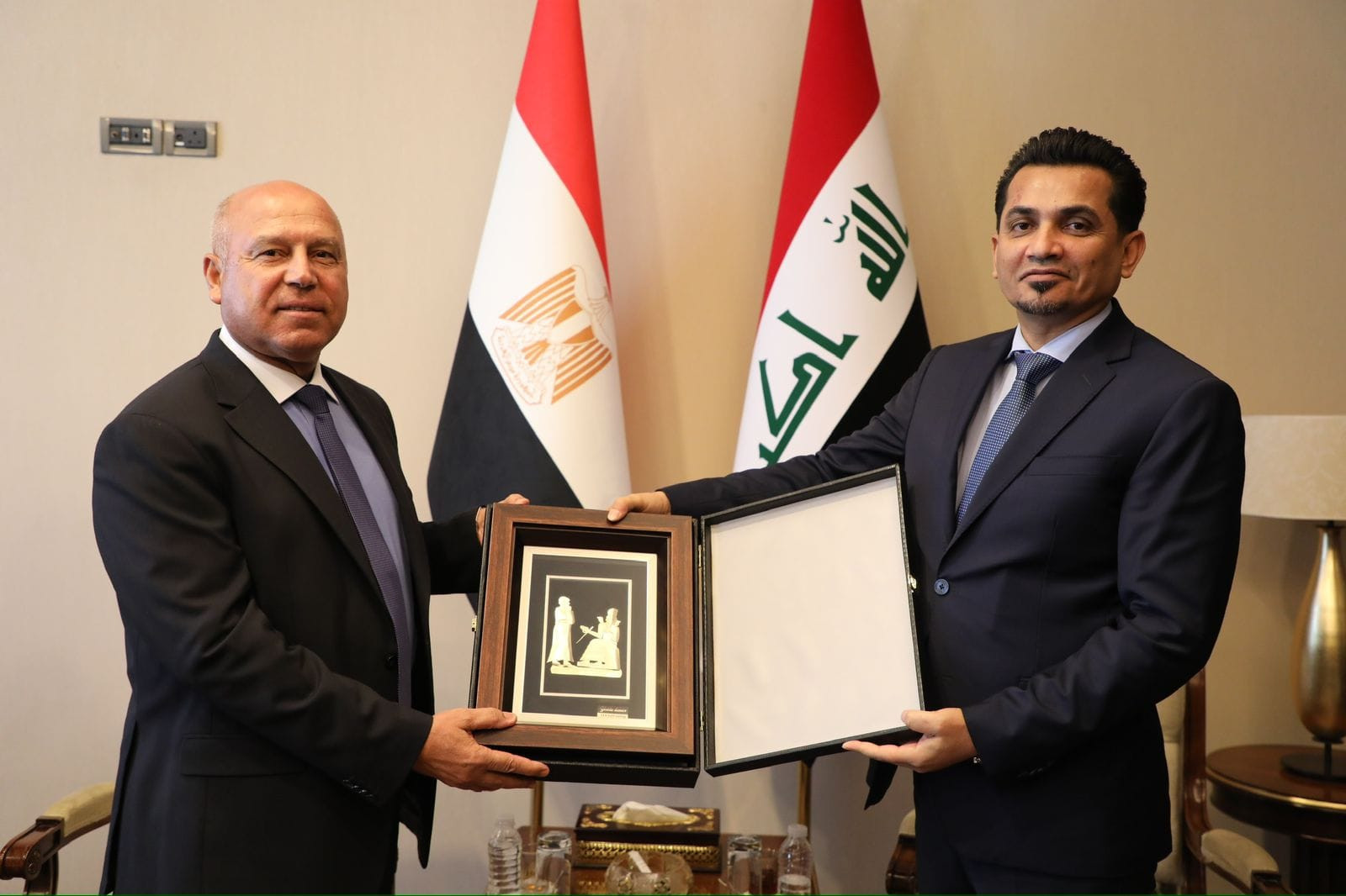 النقل