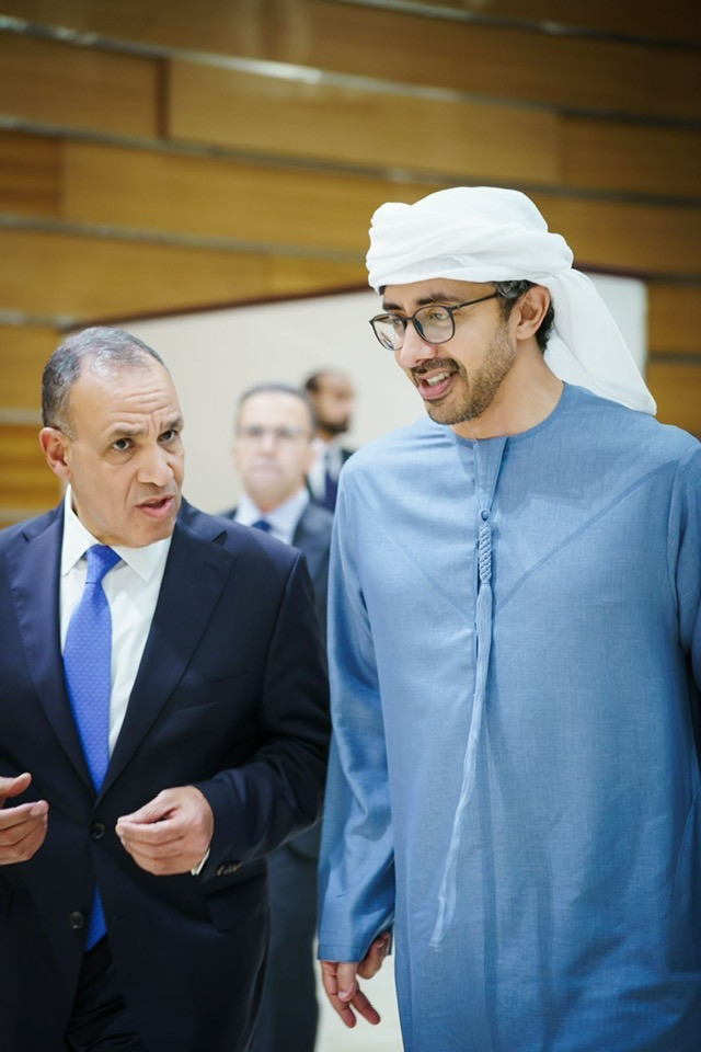 الامارات
