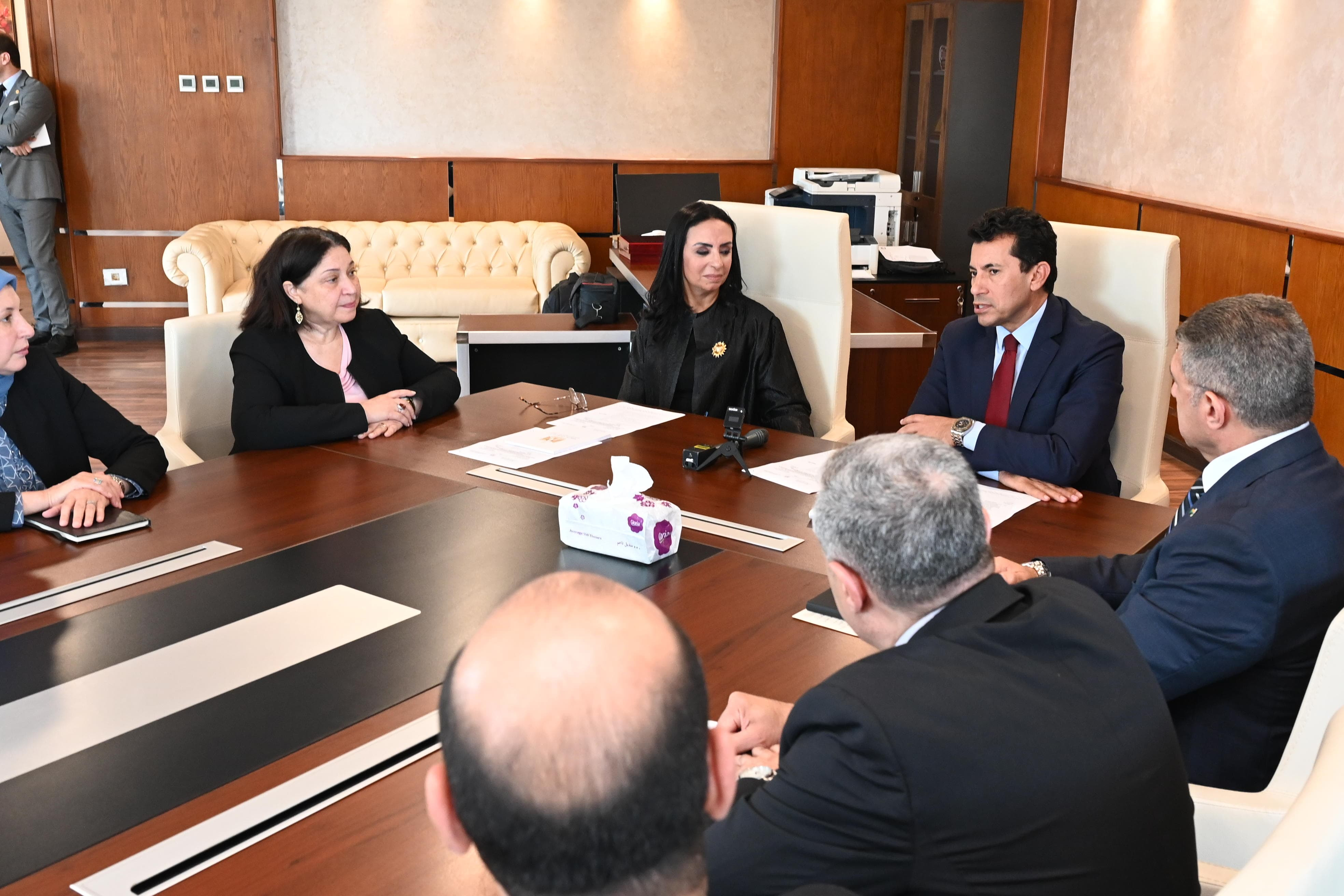 وزيرا تاشباب والتضامن