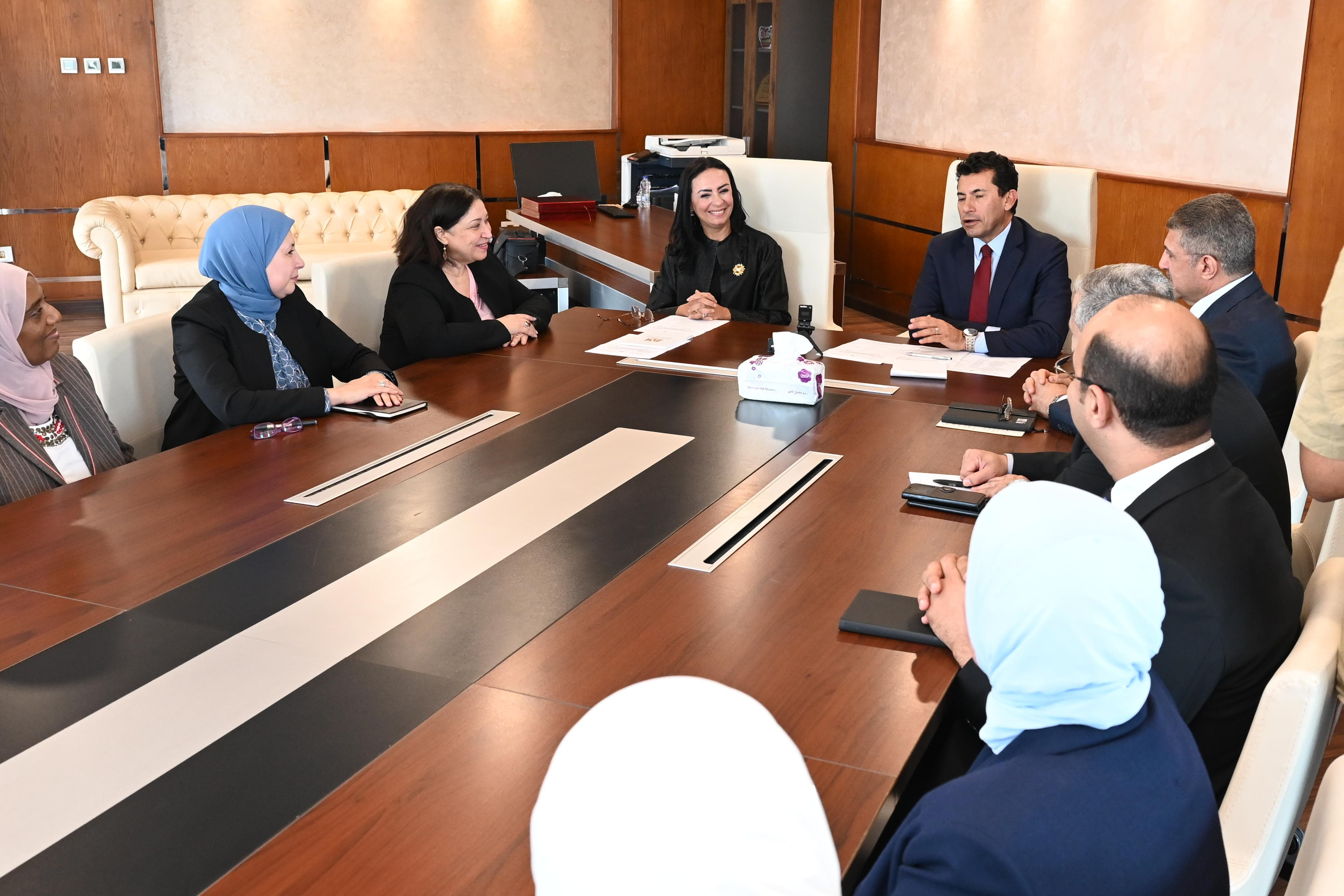 وزيرا تاشباب والتضامن