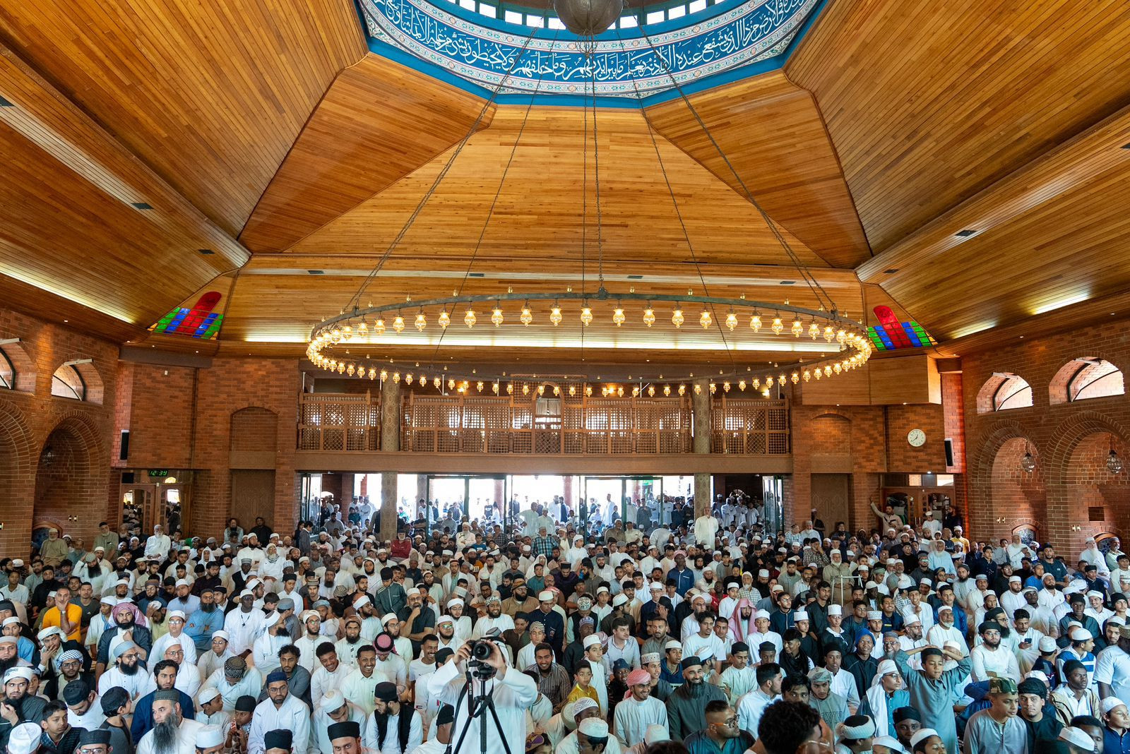 إمام وخطيب المسجد الحرام