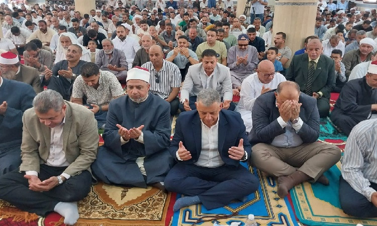 محافظ الإسماعيلية يشهد احتفال الأوقاف بالمولد النبوي الشريف