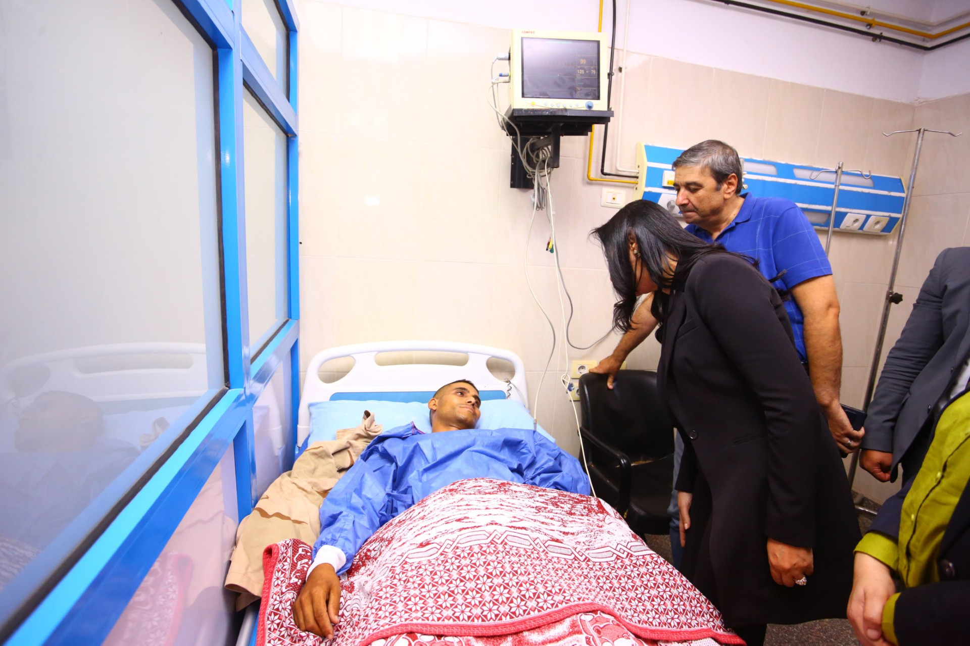 وزيرة التضامن تزور مصابي حادث القطار