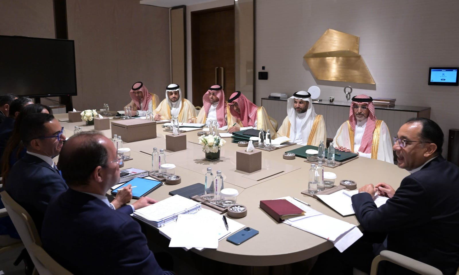 رئيس الوزراء ووزير المالية السعودي