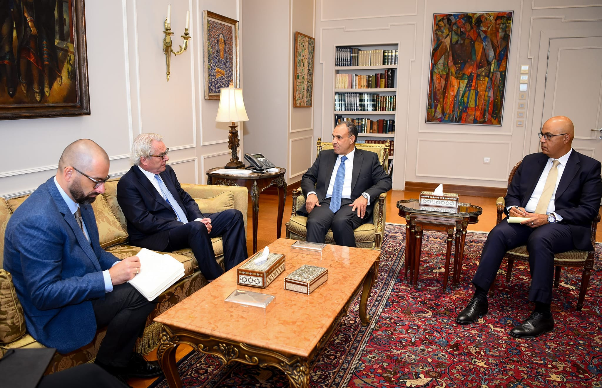 وزير الخارجية