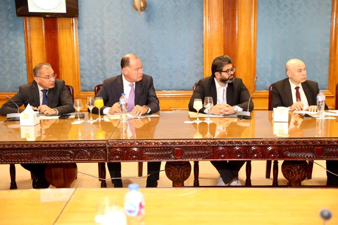 وزير التعليم