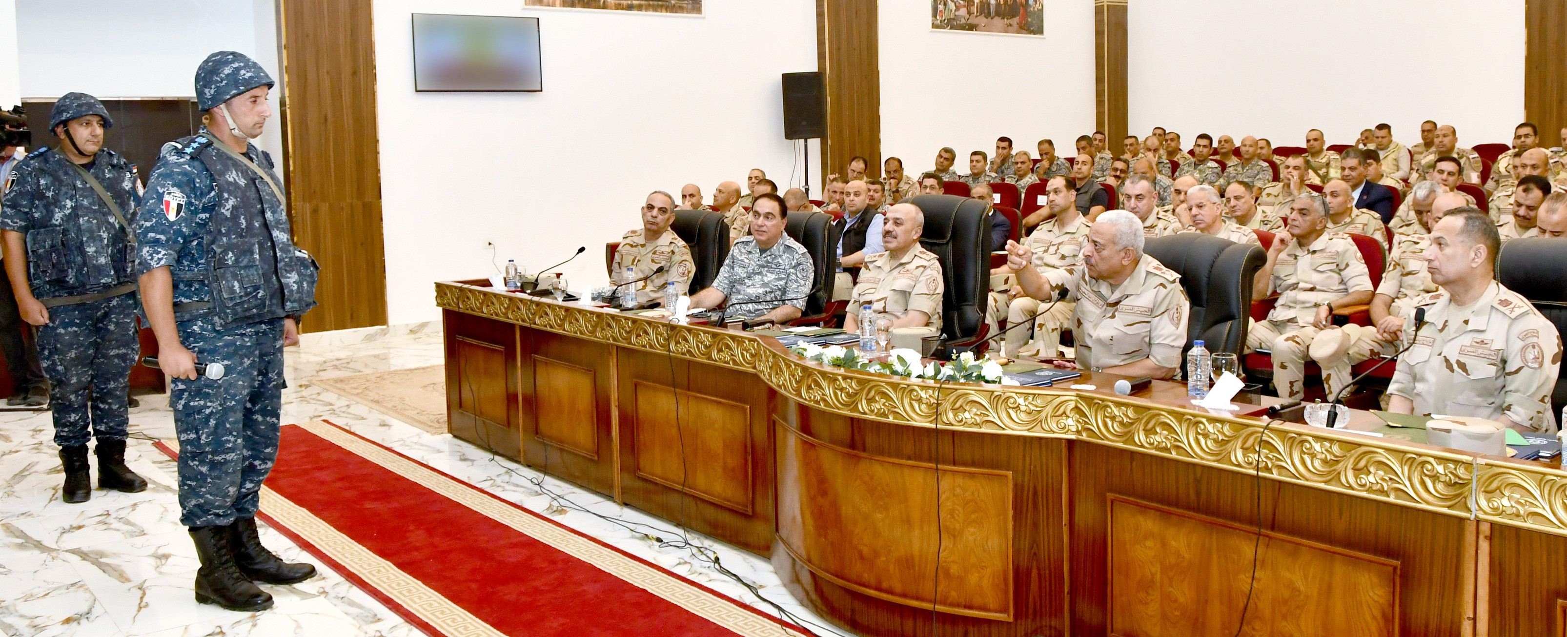 وزير الدفاع