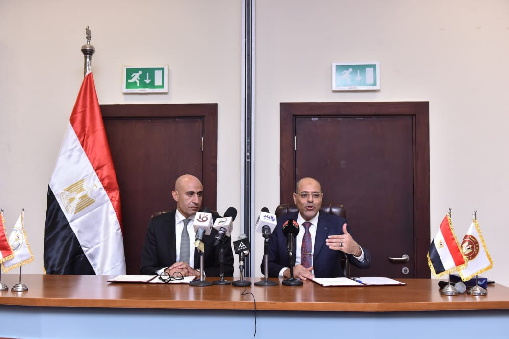 وزيرا العمل والتعليم