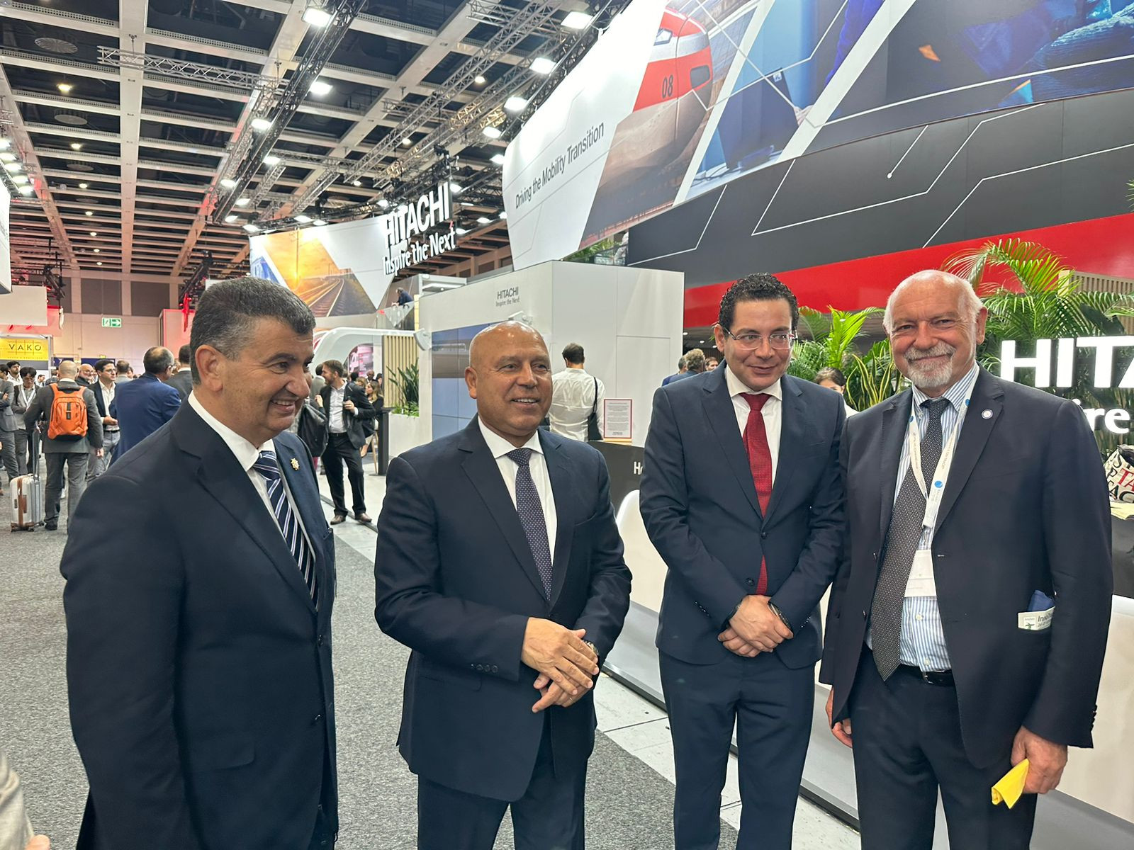 وزير النقل والصناعة