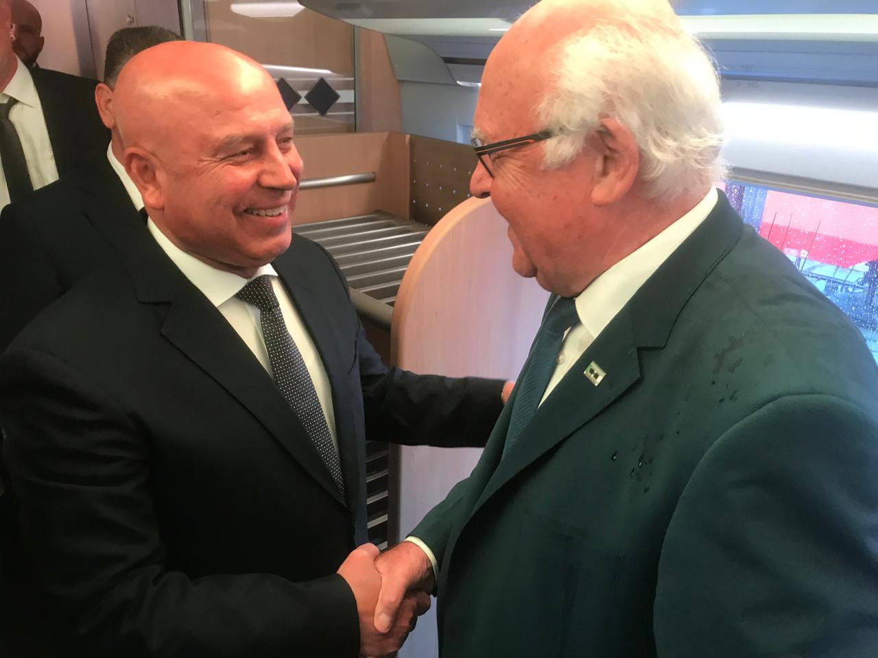 وزير النقل والصناعة